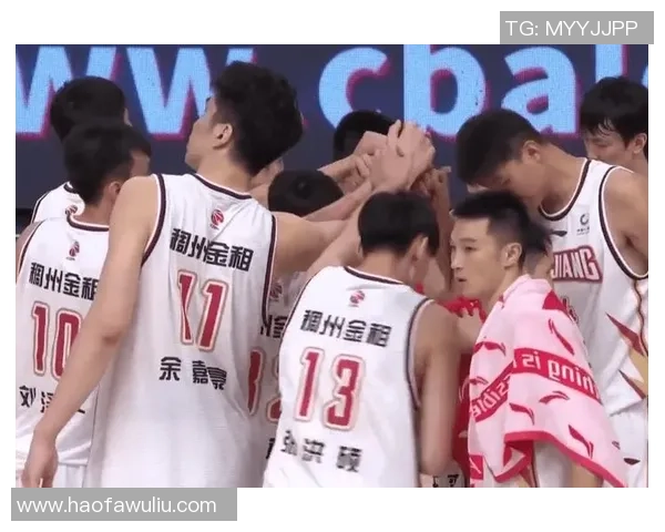 杭州羽毛球队以90分稳居冠军赛积分榜首位展现强劲实力 杭州羽毛球队以90分稳居冠军赛积分榜首位展现强劲实力