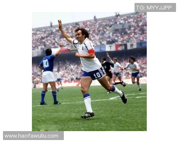 足球明星头像庆祝瞬间汇聚激情与荣耀的精彩时刻展示 足球明星头像庆祝瞬间汇聚激情与荣耀的精彩时刻展示