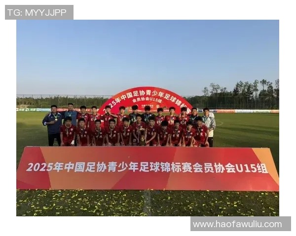 重庆足球队在世界锦标赛中的比赛经验与表现分析 重庆足球队在世界锦标赛中的比赛经验与表现分析