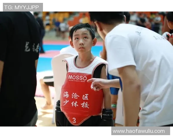 陈军专访:从青涩少年到篮球传奇的成长之路回顾 陈军专访:从青涩少年到篮球传奇的成长之路回顾