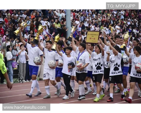 足球专题：聚焦杭州足球队的耐力